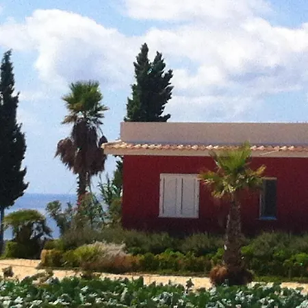 Picturesque In With Sea View And Garden Βίλα *